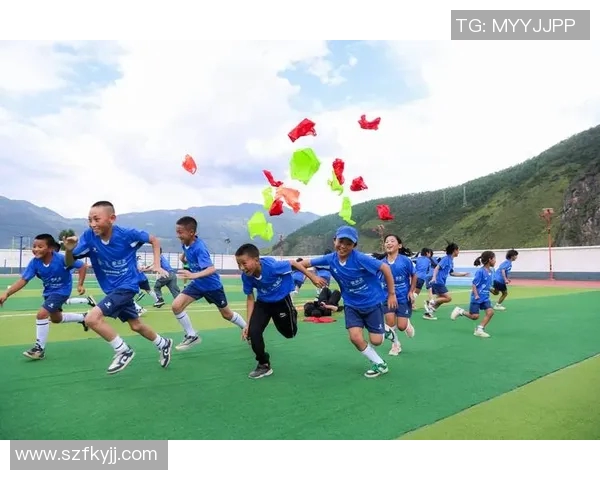 聚焦足球球星学校探索青训体系助力未来球员全面发展之路